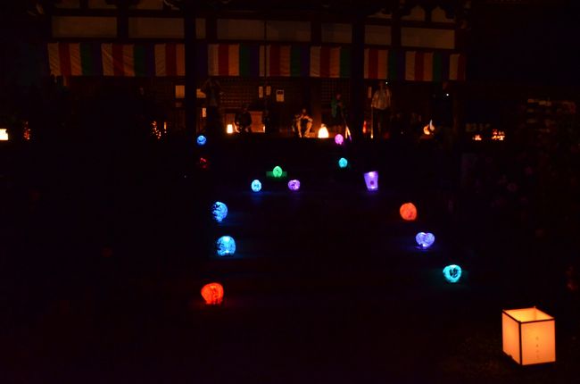 本堂のイルミネーション。