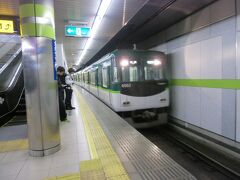 出発はいつもどおりの京阪出町柳駅。
今日は東福寺からJRに乗り換えるので、普通列車へ乗車です。