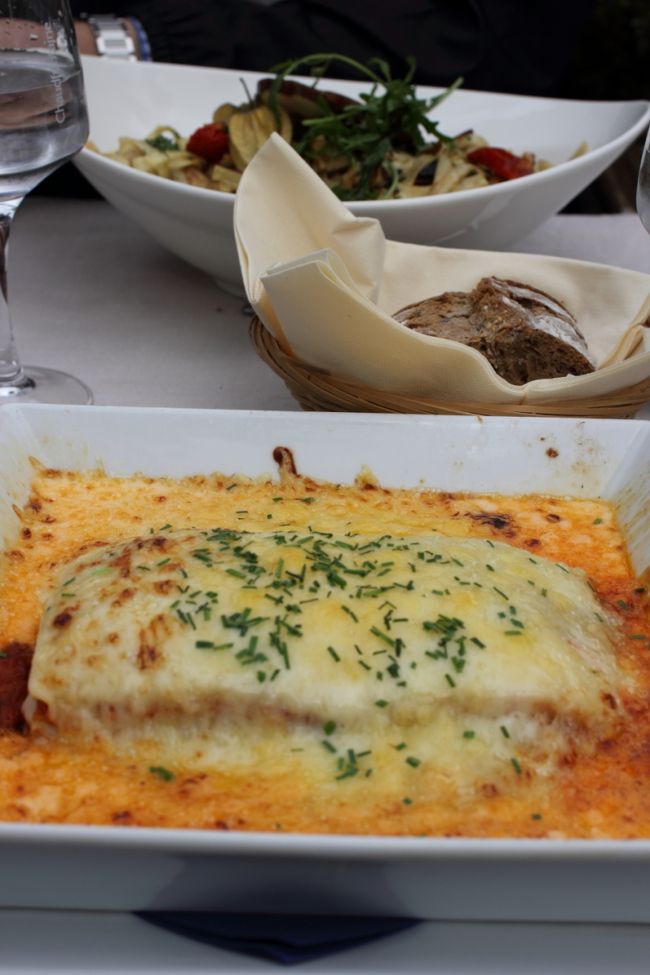 こちらは、Lasagne Maison、11.75ユーロ。<br /><br />定番ですが、文句なしの味でした。