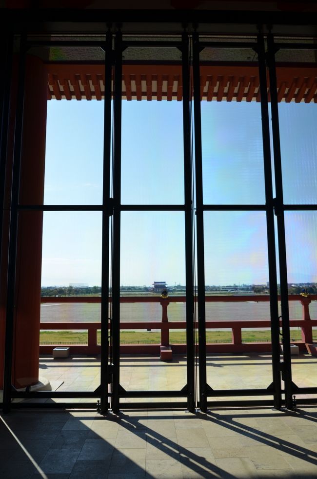 第1次大極殿から見た朱雀門