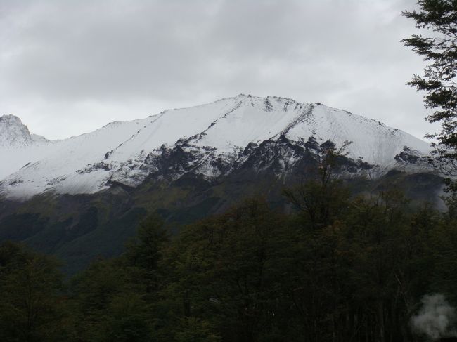 夏なのに、しっかり積もった雪