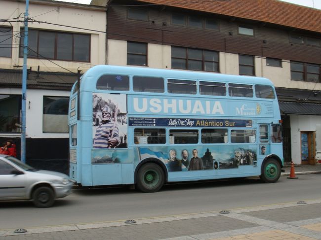 市街地にいたバス。