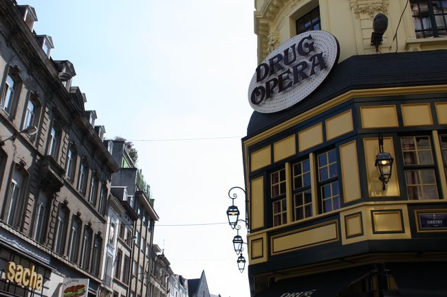 DRUG OPERAってなんかファンキーなフレーズだなぁと思って。