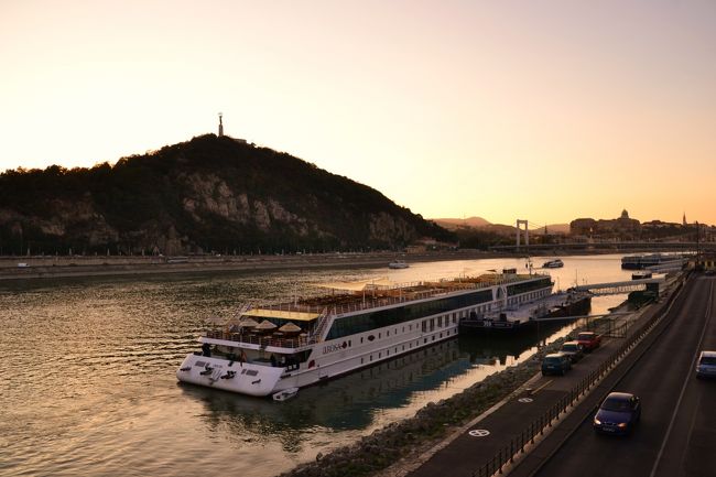 ドナウ河の夕暮れ。