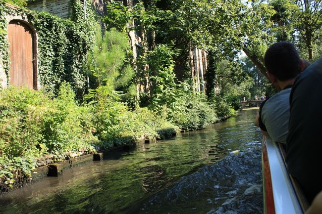 この日は日差しがとても厳しかったのですが、さすがに水辺で涼しいです。