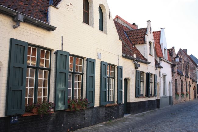 さて、風車も見れたことだし、戻ります。暑すぎて公園の屋台でレモンシャーベットを買いました（笑）