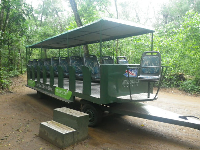 この客車を引っ張って、