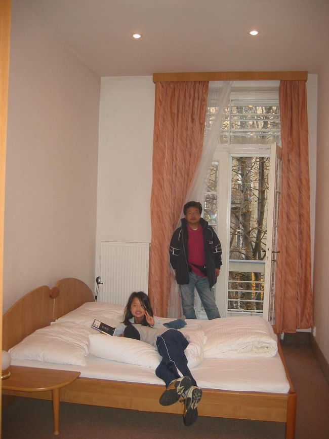 ベッドルームが2つあり、キッチンンもありました。