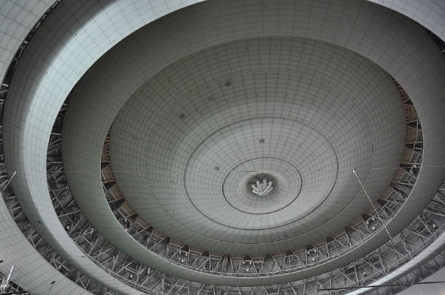 <br />①ドーム球場に行くと必ず天井を撮ってしまう<br /><br />　セ・パ１２球団でドーム球場は<br /><br />　<br />　東京ドーム・ナゴヤドーム・札幌ドーム<br /><br />　西部ドーム・京セラドーム・福岡ヤフードーム<br /><br />　京セラドーム制覇したので残り４球場