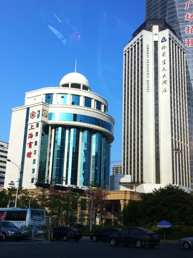 10/25　ホテル<br /><br />なんだか知らないけど、またホテルを撮ってしまいました。<br />10/24の夕食は…写真忘れちゃった。<br /><br />・石班魚<br />あとは全然記憶にないなぁ。<br />