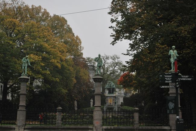 王立美術館の近くの公園