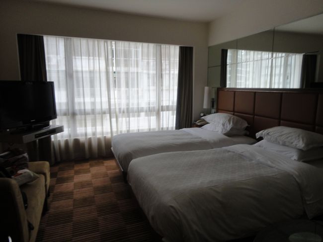 シェラトン香港ホテル＆タワーズ<br /><br />スタンダードツイン　隣のビルビューです(笑)