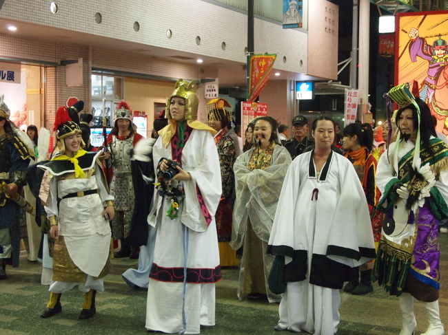 パレードは、まだまだ続きます。