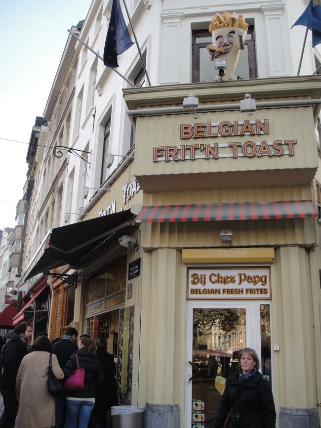 フレンチフライ大好き。世界のどこでもこれを食べてる。<br /><br />けど一番はマクドかな・・・