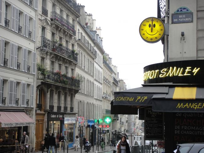 パリに行って、行く前の印象と行った後のそれは変わらなかった。<br /><br />けど、特典航空券が取れて機会が出来て一度行けてよかった。<br /><br />多分何かの機会がないと次は行かないだろうな。この先国立近代美術館を見れないかもしれないっていうのは残念だけど。