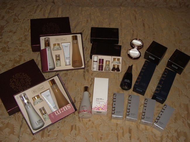 【ｓｕ：ｍ３７°】<br /><br />①ｔｉｍｅｅｎｅｒｇｙシリーズの化粧水＆乳液ＳＥＴ<br />②ＳｅｃｒｅｔｐｒｏｇｒａｍｍｉｎｇＥｓｓｅｎｃｅ徳用限定<br />③ＷｈｉｔｅａｗａｒｄＤｅｔｏｘＭａｓｋ<br />④ＹｏｕｔｈａｃｔｉｖａｔｏｒＲｅｃｈａｒｇｉｎｇＥｓｓｅｎｃｅ（シワを集中的にケアするアンチエイジングライン）<br />⑤ＡｉｒＲｉｓｉｎｇＭｏｉｓｔＣｕｓｈｉｏｎＦｏｕｎｄａｔｉｏｎ（シークレットエッセンス成分で２４時間スキンケア）<br />