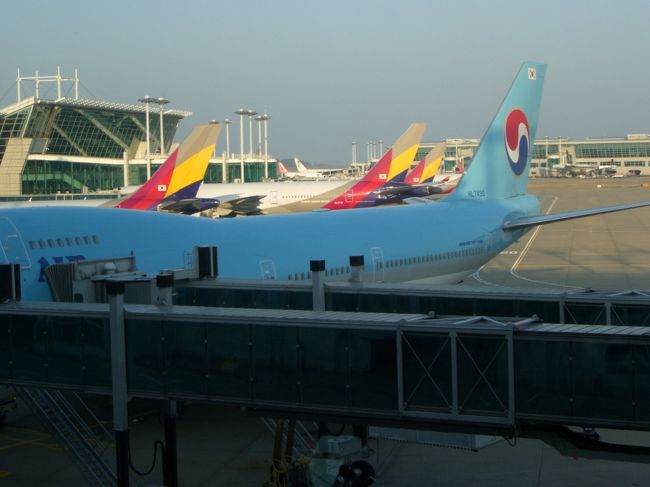 ■２０１２年１０月２８日　最終帰国日<br /><br />仁川空港９：１０発　⇒　関西空港１０：５５着<br />ＪＥＪＵＡＩＲ（７Ｃ１３０２）