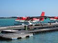 マレで１泊して、翌日、この小型飛行機で島へ移動。

こんな小さいのに乗るのははじめて。