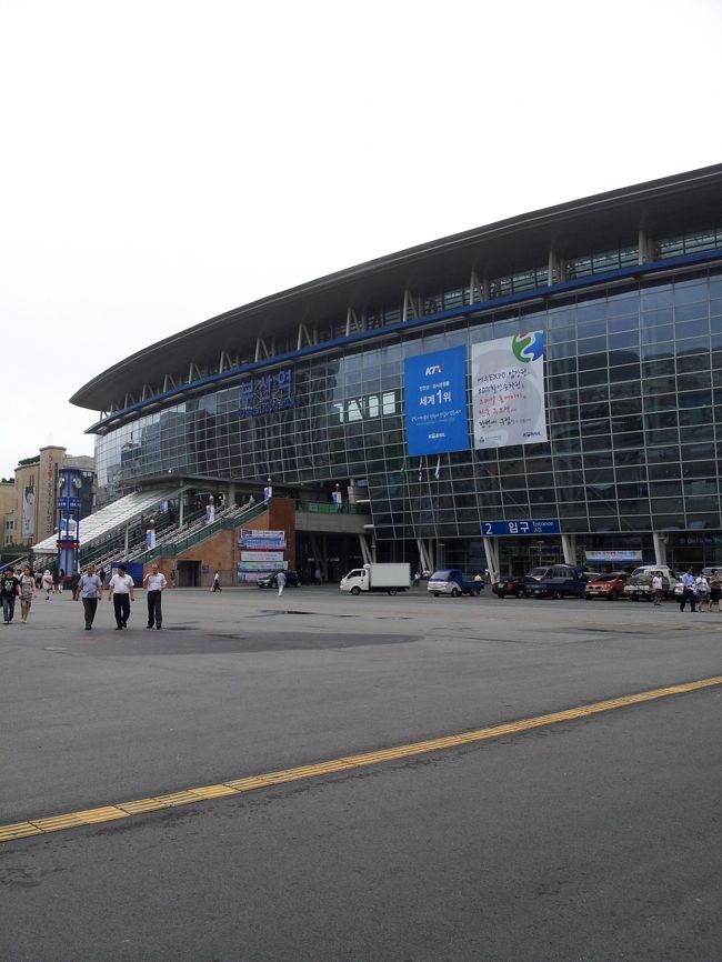 第４日目、まずは釜山駅でソウル行きの切符を買うことに。