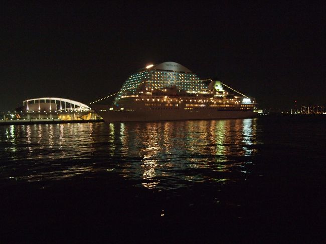 ホテルの夜景もキレイです。