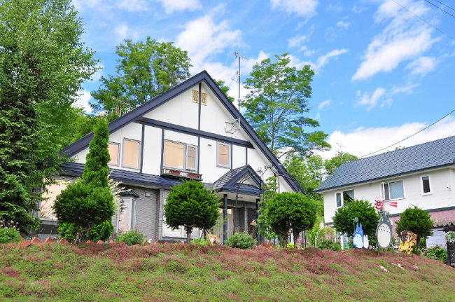 ②大渋滞にハマってしまったクルマから１人降りて<br /><br />　道中を散歩。歩いた方が早いなー。<br /><br />　この大渋滞で「旭山動物園」を諦める事に。