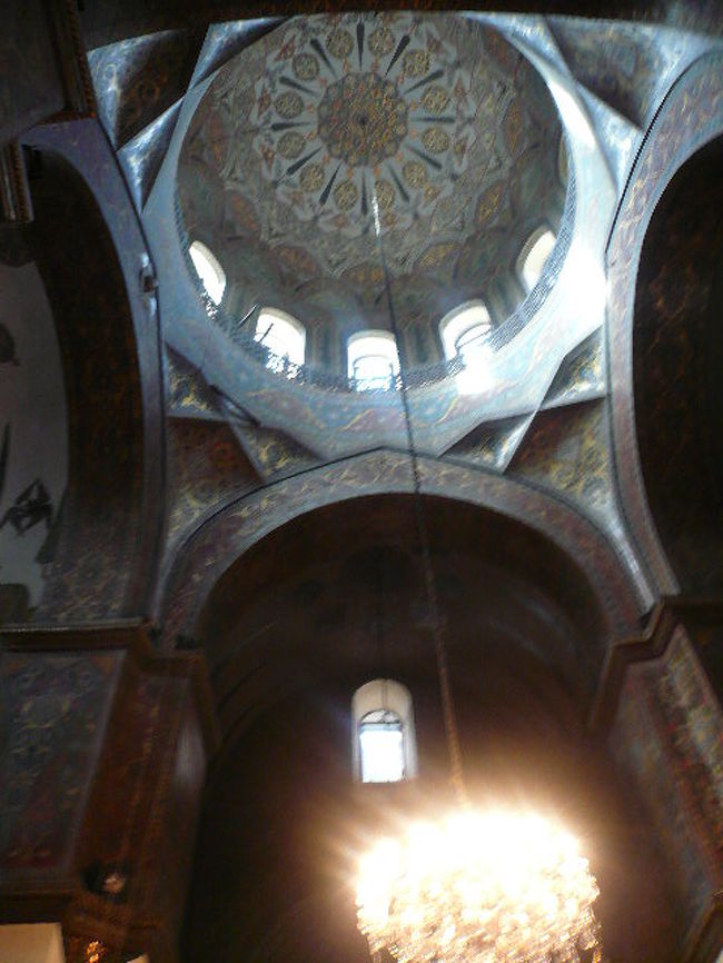 光の射す丸い天井が美しい。<br />