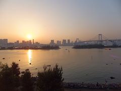 ちょうど、夕日が沈む時間でした。きれいな夕日を眺めることができました。
東京でこんなきれいな夕日を見られるなんて嬉しくなります。