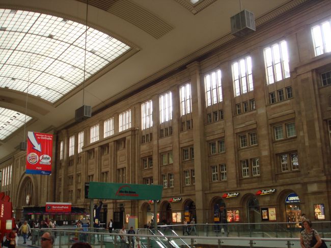 どこだろう?<br /><br />ドイツのどこかの駅・・