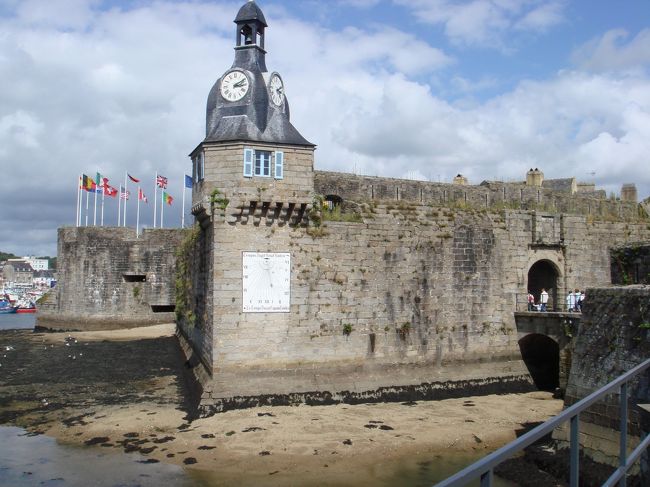 パリで1泊してブルターニュ地方へ<br /><br />ブレスト