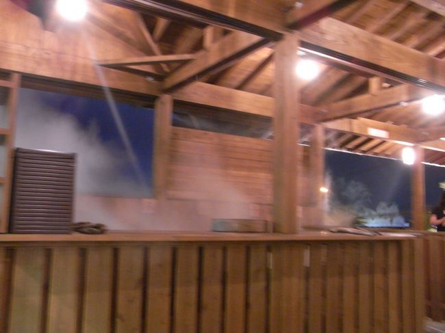 スーパーで買ってきた食材の他にここでわっぱ飯を頼みました。<br />飲み物は持ち込み不可です。<br />かまの使い方は店員さんが教えてくれます。<br />