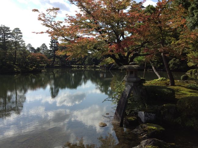 少し色づいてきています。<br /><br />秋もすすんでますね。