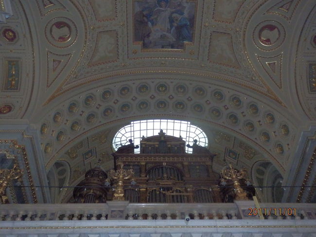 パイプオルガン