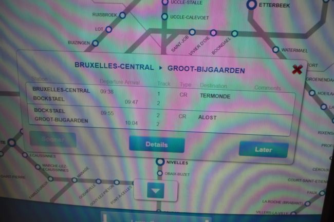 行き先は・・・Groot-Bijgaarden駅まで。<br /><br />この日は乗り換えで行きました。<br />まず、Bocksteal駅へ。<br /><br />※ブリュッセル中央駅からベルギー国鉄でGroot-Bijgaarden駅まで直通列車があります。所要約20分。