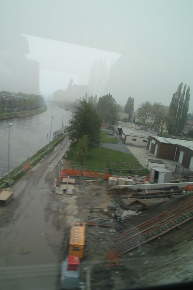 なんなのか忘れたし、ちゃんと見えてるかどうかもわからないけど世界の車窓から。