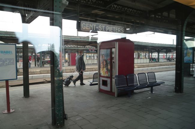 ブルージュにつきます。