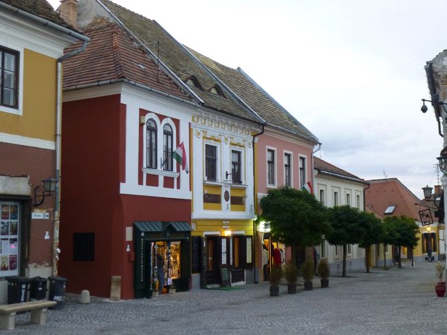 ドナベント地方センテンドレの街並み