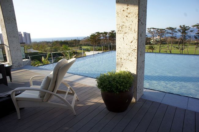 それにしてもなんという気持ちのいい時間。。。<br />このままここにお泊りしたーーーい、という気持ちになっていると<br />「時間に限りがございます、、、」という冷たいささやき。<br /><br />くぅぅ、しょうがない、戻るとするか。<br />次回絶対宿泊したいと思います。<br />また来るね〜