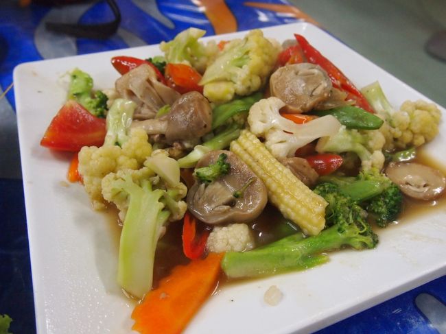 これは、野菜が沢山でつまみにも良し。