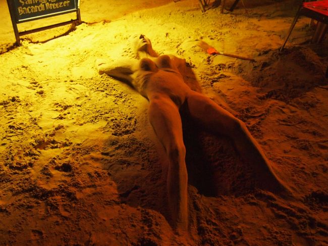 今日も、本日のサンドアートを見てホテルへ。