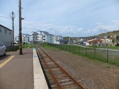 江差駅は終着駅、ということで線路は先で止まっていました。