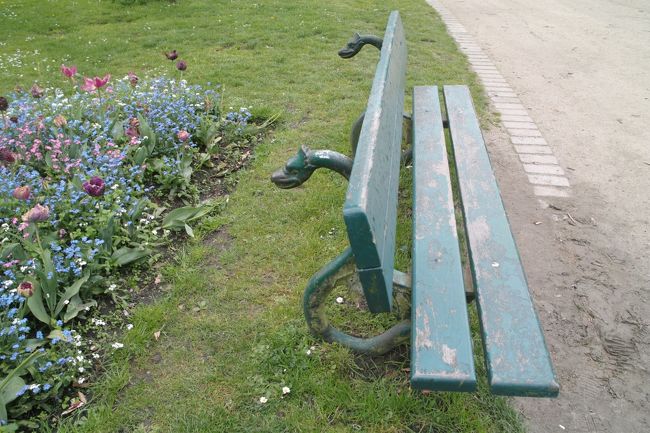 そうして愛の公園を抜けて駅に戻ります