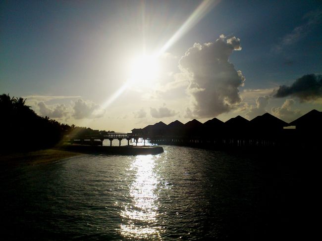 ご来光！朝です！<br />最高の天気！最高の旅行の始まりの予感♪
