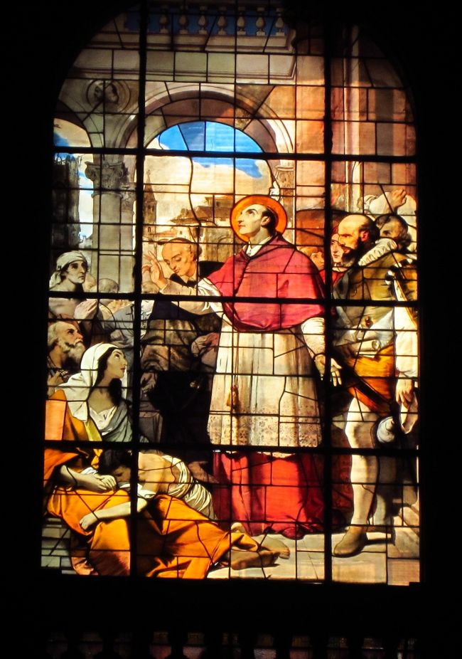 素晴らしいステンドグラス。