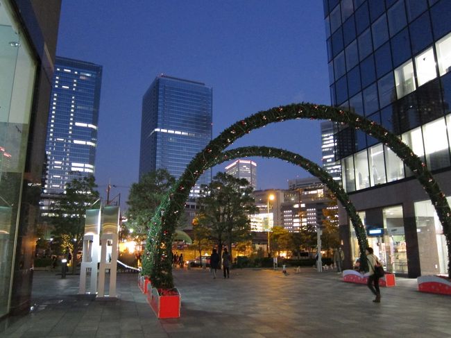 スカイビル周辺。