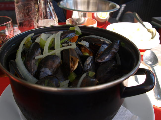 ムール貝の白ワイン蒸