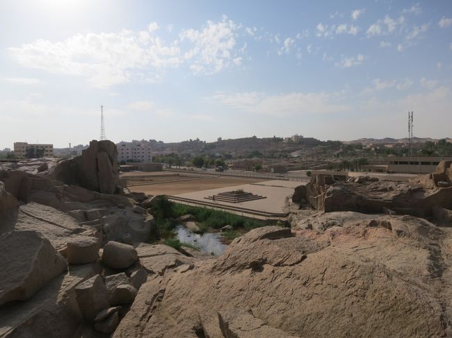 入り口からちょっと登ります