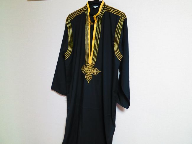 この日は、クルーズ船でガラベーヤ・パーティー<br /><br /><br /><br />ちょっと汗かいたけど、笑えました。<br /><br /><br /><br /><br />じゃがいもコンコン<br /><br /><br /><br /><br />パーティー終了して、就寝。<br />おやすみなさい。<br /><br /><br /><br />5日目に続く。<br />