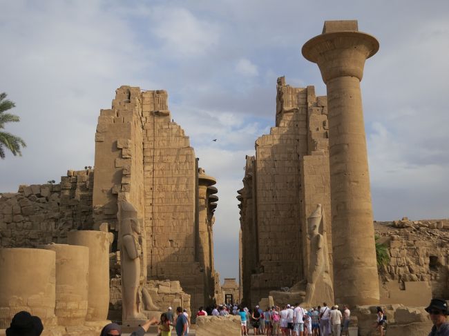 人がまあたくさん