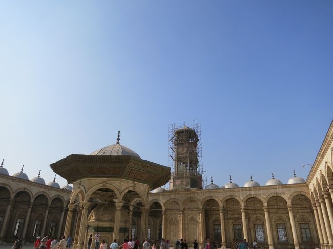 フランスからもらった時計台は修復作業中