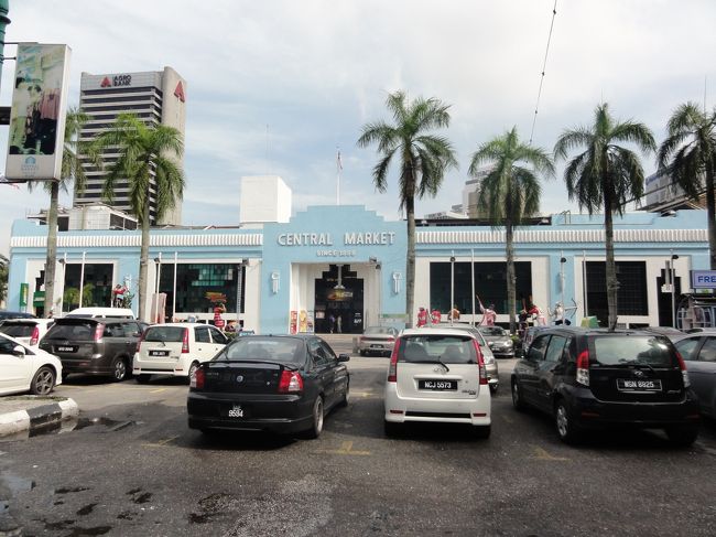 セントラルマーケットでお買い物。